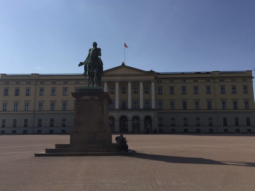 The Royal Palace - 3 days in Oslo Norway