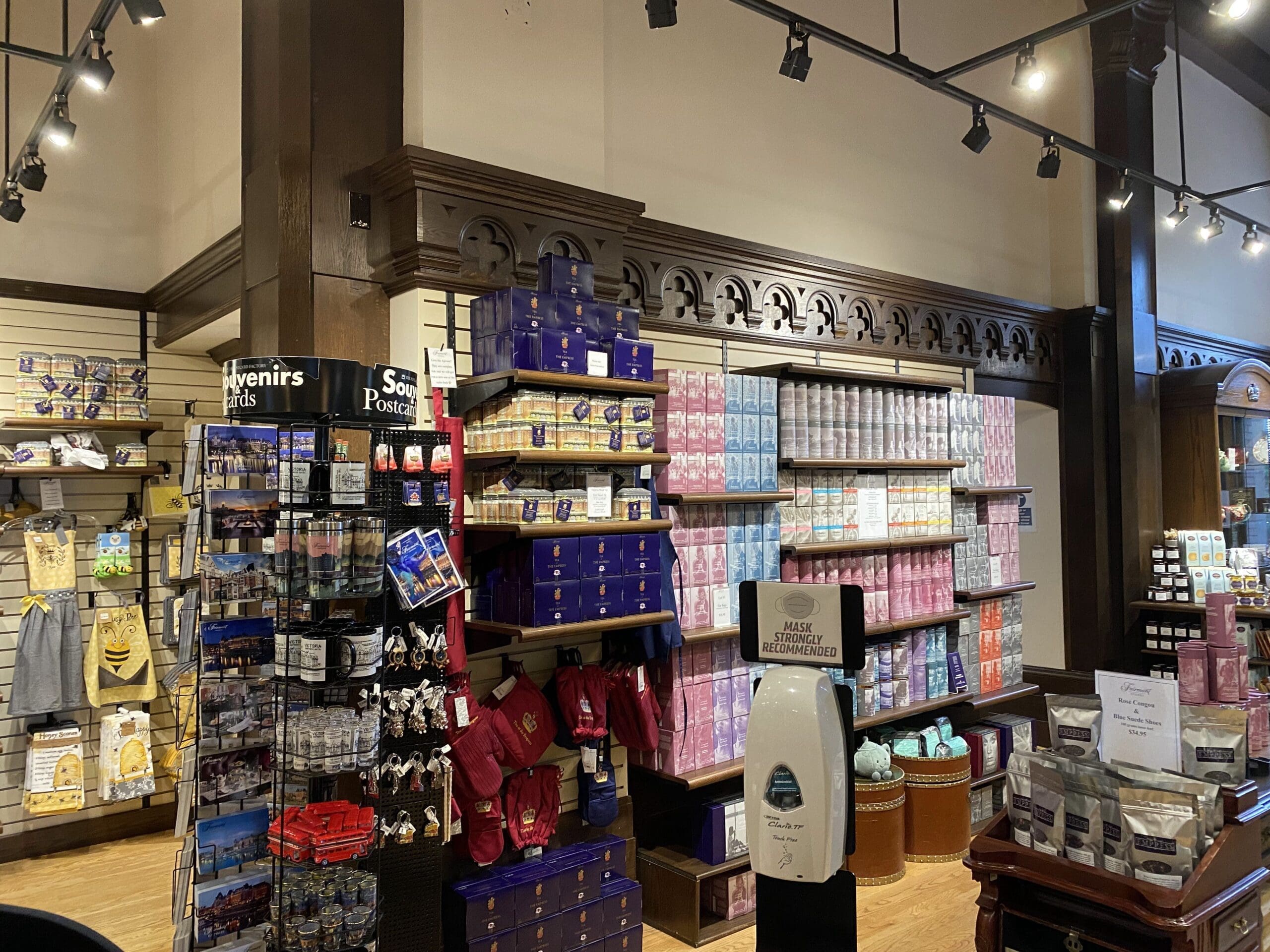 Store at the Fairmont Empress close to the Lobby Lounge to purchase our favorite tea or tea setting.